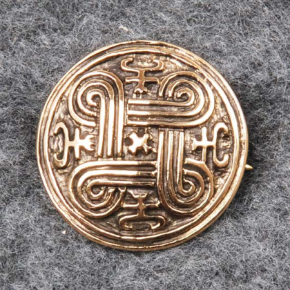 Bronsbrosch St Hanskorset 2,7 cm i gruppen Smycken / Broscher och pins hos Handfaste (4609)