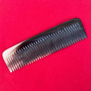 Sturdy horn comb